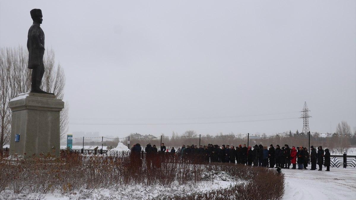 Büyük Önder Atatürk, Kazakistan’da törenle anıldı