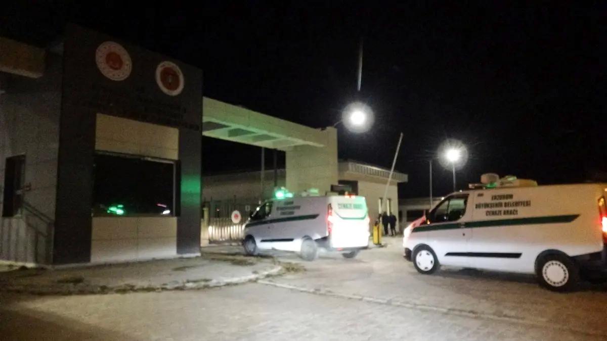 Erzurum’da Trafik Kazası: 3 Genç Hayatını Kaybetti