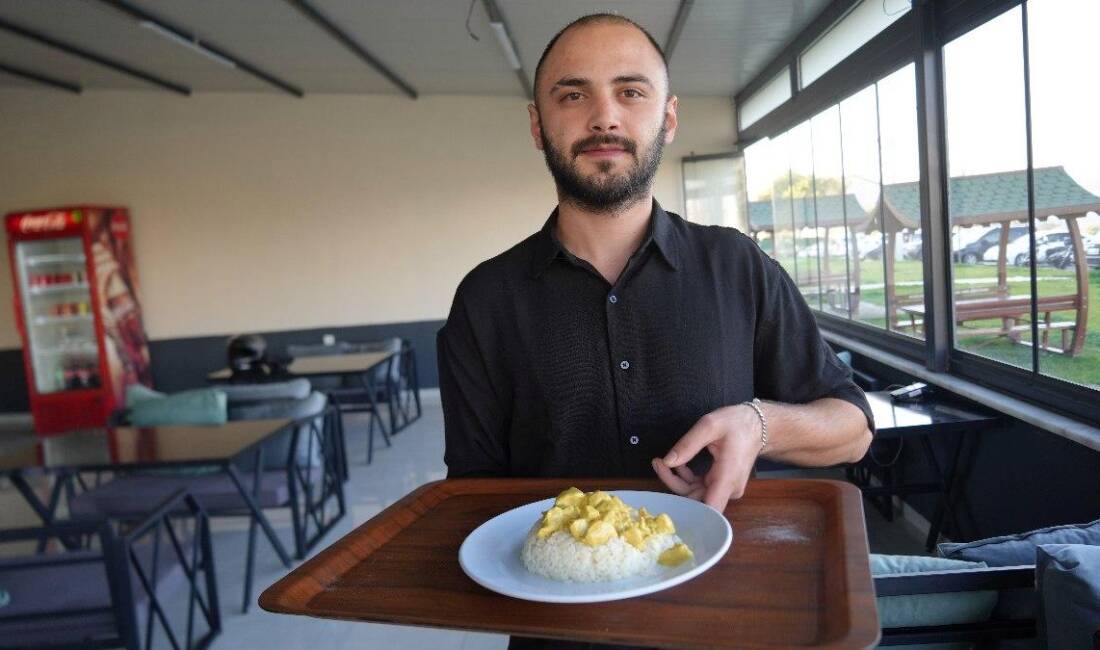 Kocaeli'de arkadaşıyla birlikte pilav