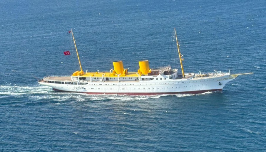 İSTANBUL / TEKHA Cumhurbaşkanı Recep Tayyip Erdoğan ve eşi Emine