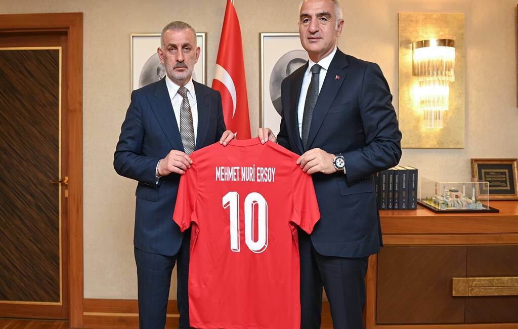 Kültür ve Turizm Bakanı Mehmet Nuri Ersoy, Türkiye Futbol Federasyonu