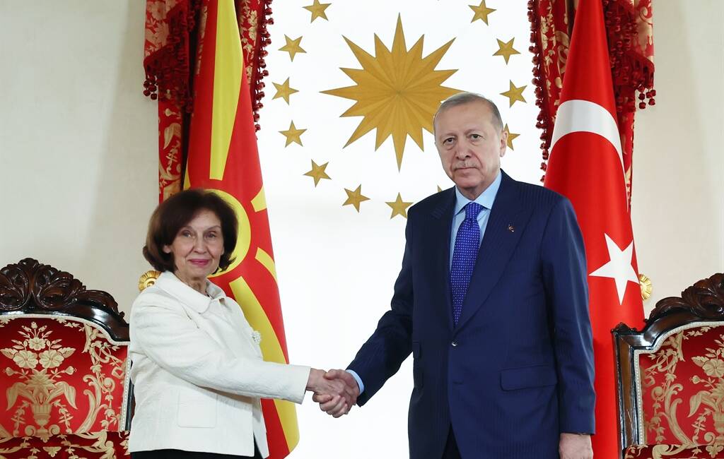 Cumhurbaşkanı Recep Tayyip Erdoğan, Kuzey Makedonya Cumhurbaşkanı Gordana Siljanovska Davkova’yı