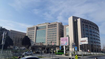 İSTANBUL / TEKHA Beşiktaş’ta İsrail Konsolosluğu’nun da bulunduğu plaza önündeki