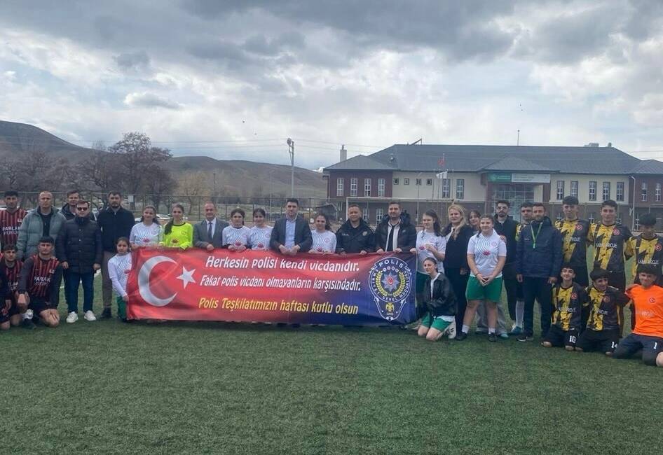 CEM DAŞDELEN–TEKHA/KARS Polis Haftası etkinlikleri kapsamında İl Müdürlüğü tarafından düzenlenen