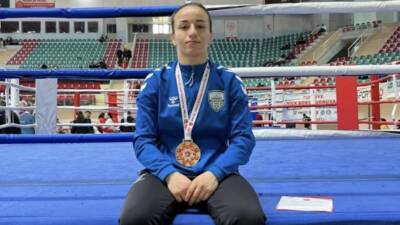 Yozgat Valiliği, Diyarbakır’da düzenlenen Türkiye Kick Boks Şampiyonası’ndan altın madalya