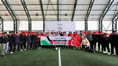 Bitlis Valisi Ahmet Karakaya, Türkiye Gençlik Vakfı (TÜGVA) tarafından organize