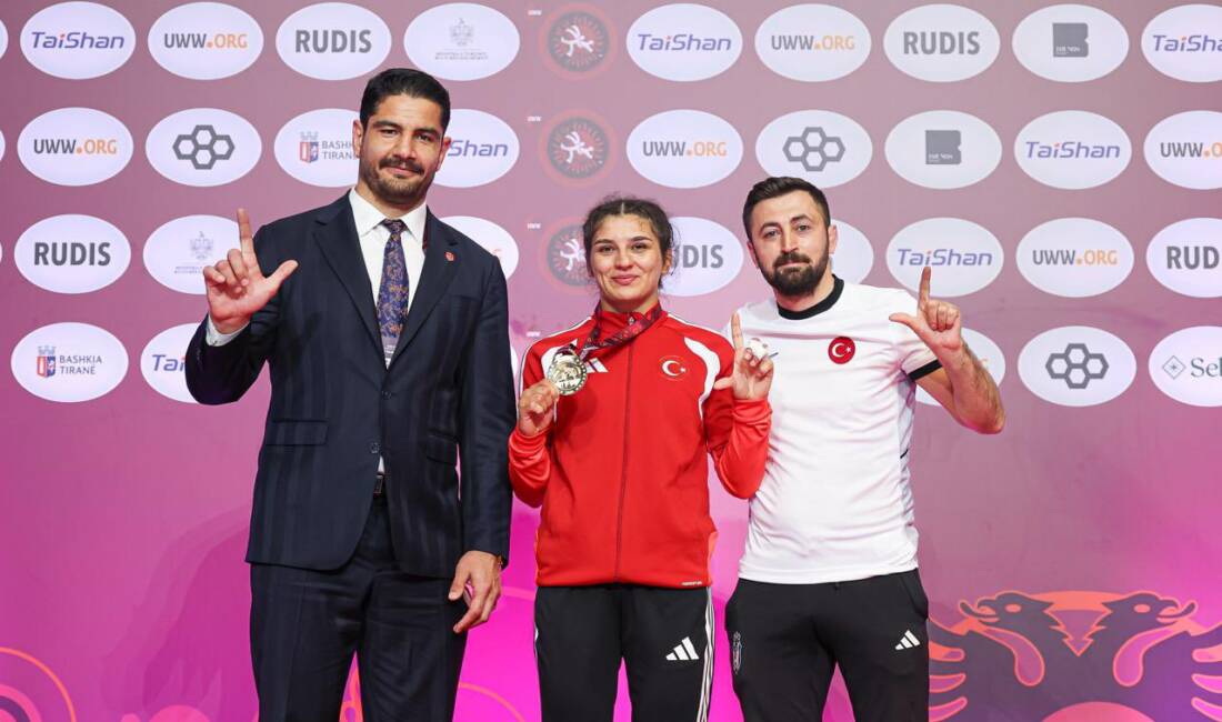 ARNAVUTLUK / TEKHA Arnavutluk’un başkenti Tiran’da düzenlenen Avrupa Güreş Şampiyonası’nda