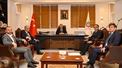 Yalova / TEKHA Yalova Valisi Dr. Ahmet Hamdi Usta, Gençlik