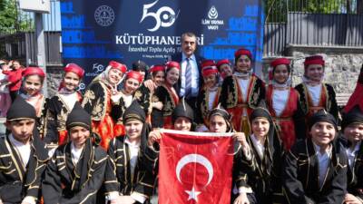 İSTANBUL / TEKHA Milli Eğitim Bakanı Yusuf Tekin, Beşiktaş Atatürk