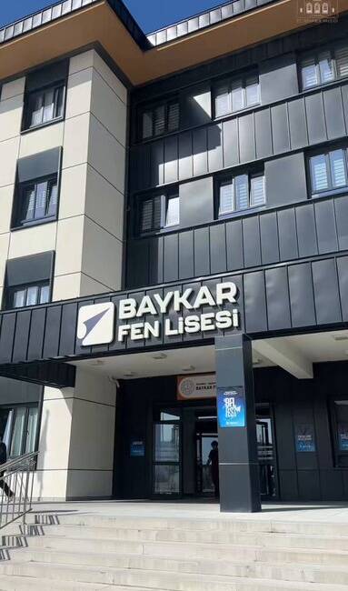 İSTANBUL / TEKHA İstanbul Valisi Davut Gül, Baykar Fen Lisesi