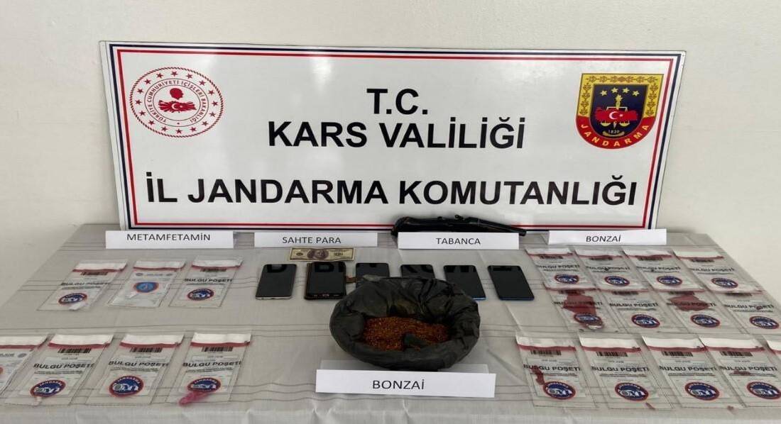 CEM DAŞDELEN- KARS / TEKHA ​Kars İl Jandarma Komutanlığı, uyuşturucu