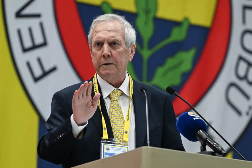 Fenerbahçe Kulübü eski başkanı Aziz Yıldırım, kızı Yaz Yıldırım ve