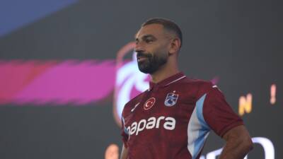 Trabzonspor’un renklerine bağladığı dünyaca ünlü futbolcu Mohamed Salah için Papara