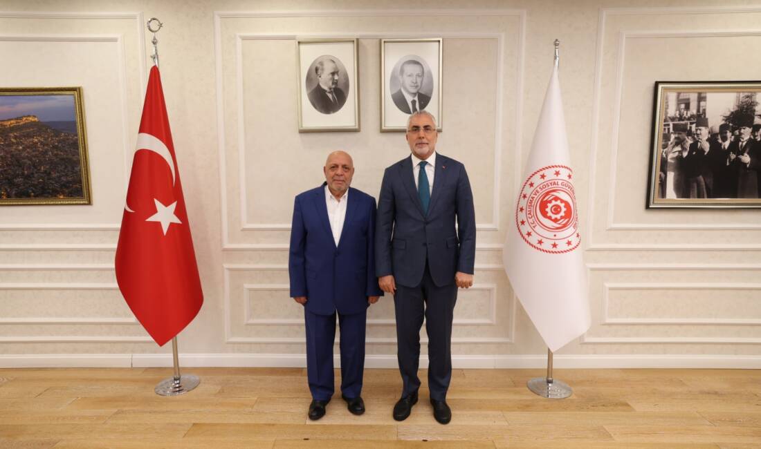 Çalışma ve Sosyal Güvenlik Bakanı Prof. Dr. Vedat Işıkhan, HAK-İŞ