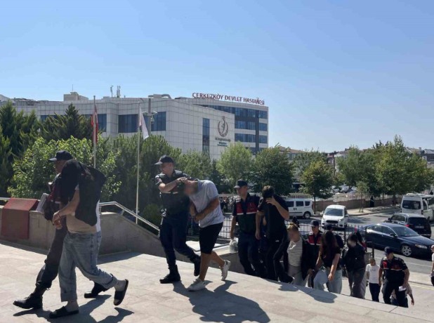 CAN ARICILAR – TEKİRDAĞ/ TEKHA Tekirdağ’ın Kapaklı ilçesinde, bir kişiyi